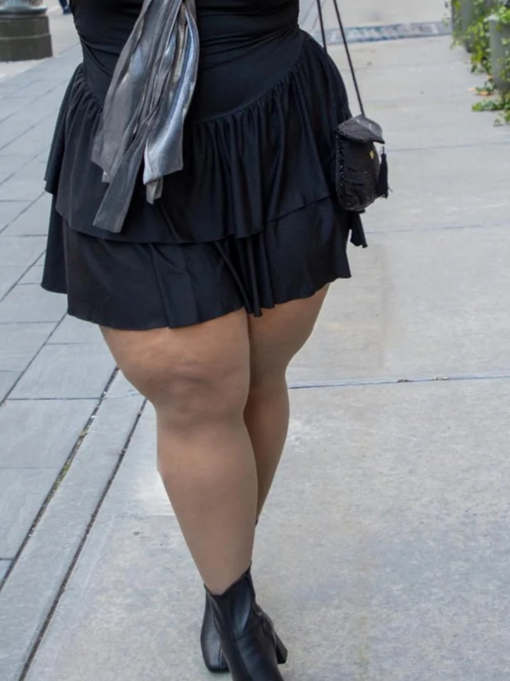 SNAG Sheer Tights- Fudge